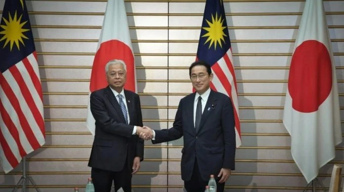 沙比里拜會日相岸田文雄　首次會商提升雙邊關係