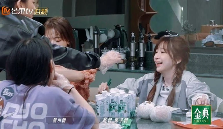 王心凌《浪姐3》「被拱吃兔頭」超崩潰　吳謹言救援幫吞兔腦