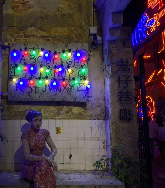 《怪奇物語》第4季回歸！吉隆坡塔出現「裂縫」進入顛倒世界？！