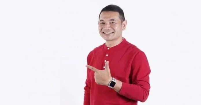 拉菲茲署理之戰再拿下柔佛彭亨　8州得票領先1萬6289票將對手拋離