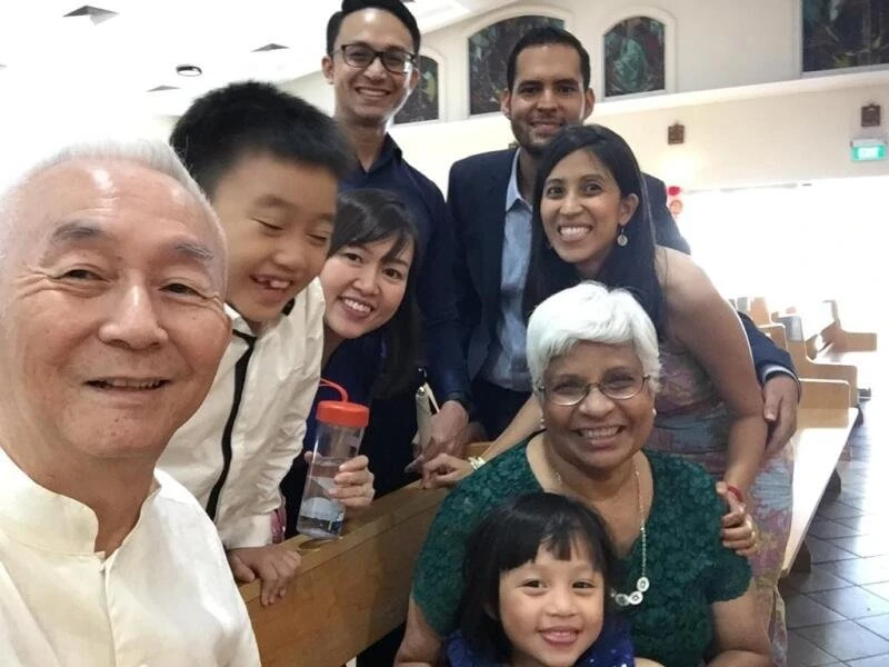 中二退學當散工　53歲考獲博士