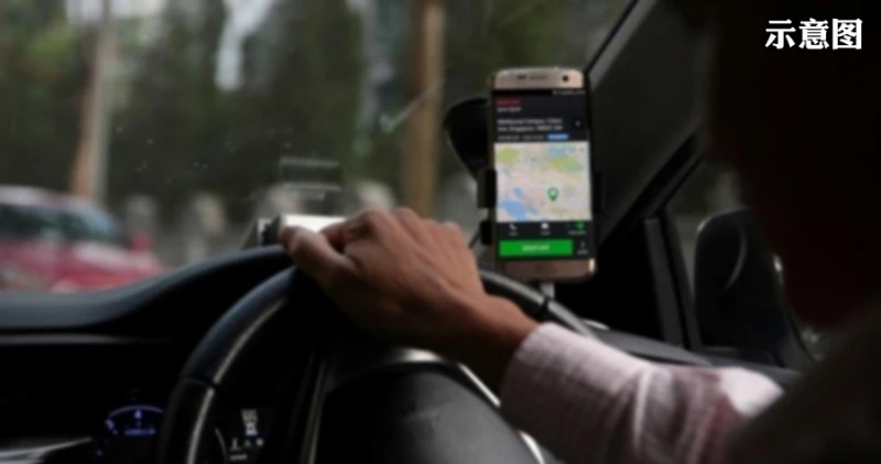 魏家祥：不能僅憑媒體報道就行動  電召車塞車時段可另征費