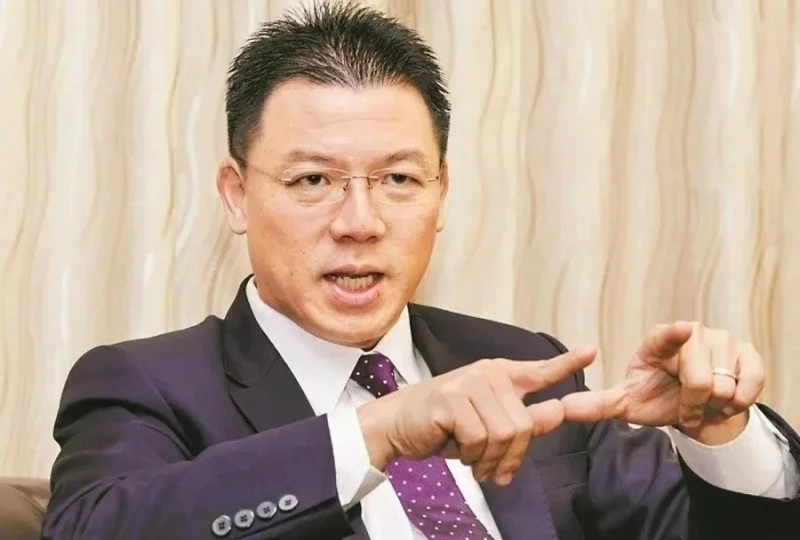 納吉面書批火箭舉止怪誕　倪可敏回嗆納吉「沒讀書」