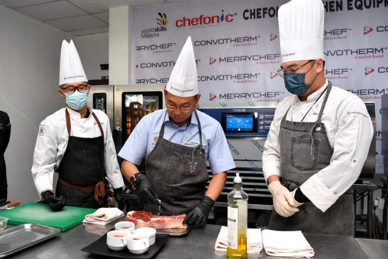 人資部：社險新冠索賠以職業病處理　過渡地方流行病所作出調整