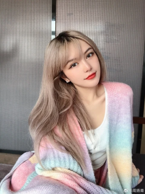 周揚青曬影片跳《愛你》　曝光奢華豪宅裝潢