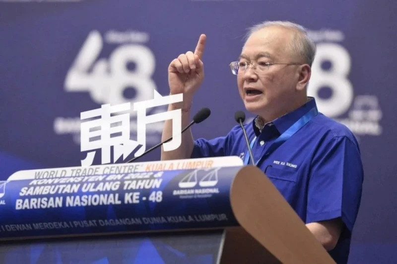 馬華力挺沙比里　當國陣大選「海報人物」