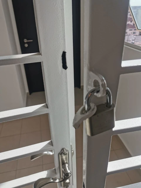 甲某高級公寓住戶遭破門行竊　屋主損失逾1萬