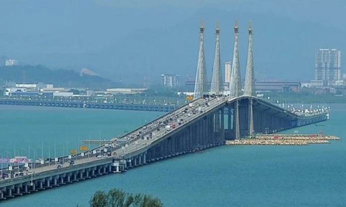 檳大橋首5個月13宗跳海輕生案　8人死5人獲救