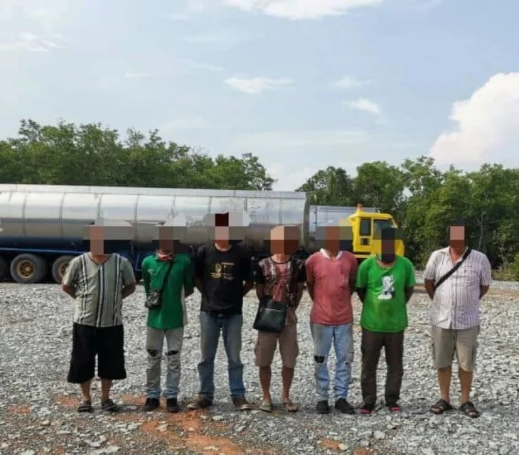 11人同謀走私津貼柴油至鄰國 警起獲20萬公升柴油