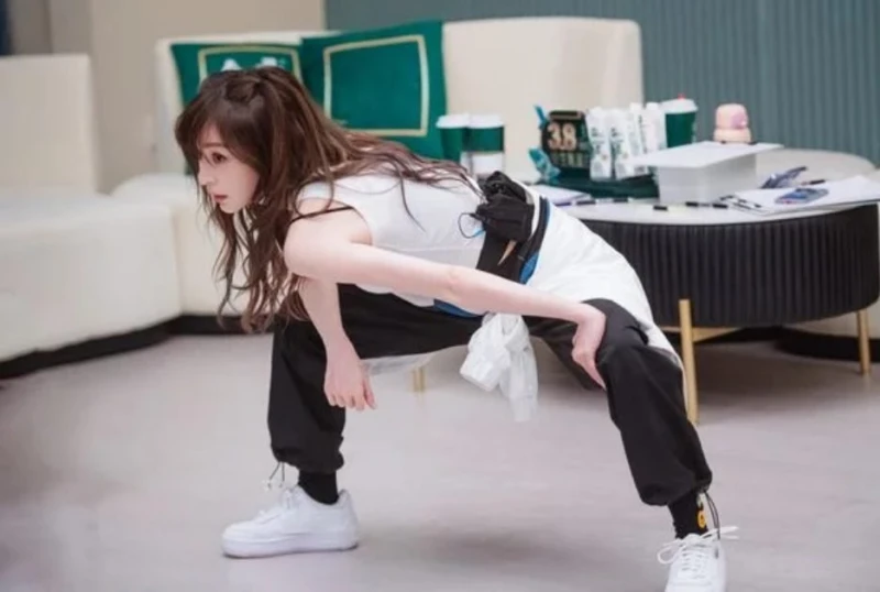 王心凌為何突然爆紅？　網分析「大家對華語樂壇忍到極限了」