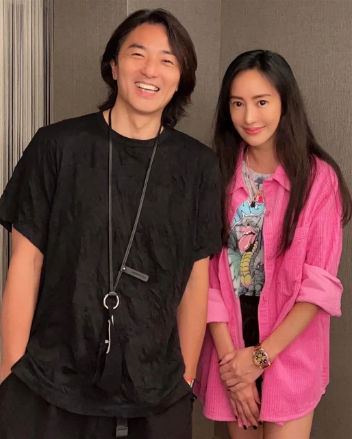 鄭伊健與300億豪門千金聚會　網民驚嘆「永遠的陳浩南」