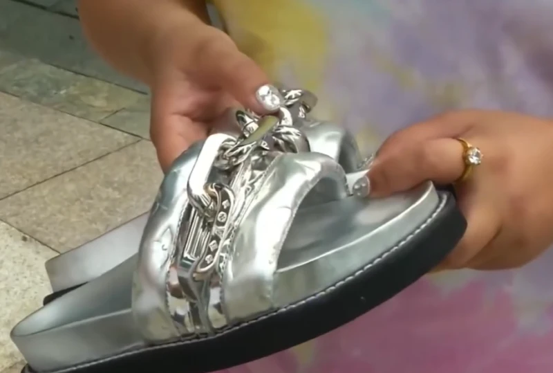 逾5000令吉名牌平底涼鞋　穿二三次不到十天就脫色