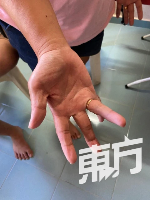 父患肝癌離世母中風無法工作　檳華裔小兄妹一家求援