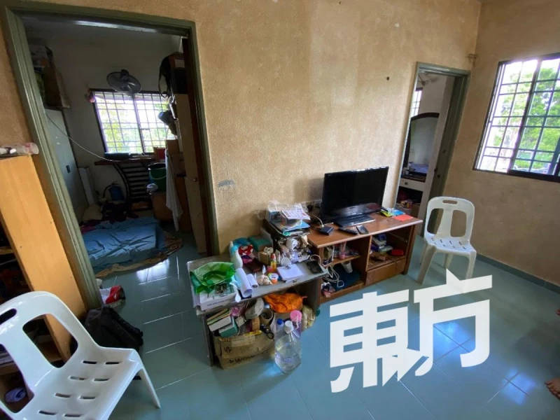 父患肝癌離世母中風無法工作　檳華裔小兄妹一家求援