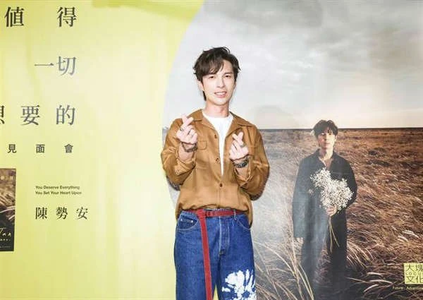 指定喝星巴克被控「耍大牌」？　陳勢安走心還原真相