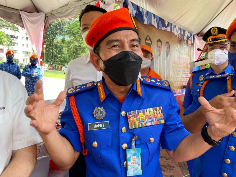 曹觀友：大橋安裝安全網無助解決自殺　應從根本問題著手