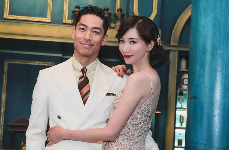 結婚3周年曬一家三口牽手照　林志玲：剛剛好的幸福