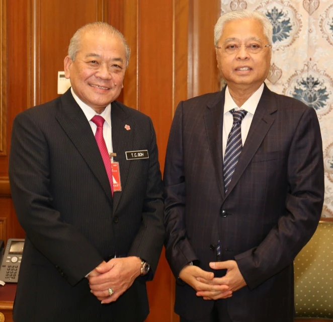 首相宣布成立簡化機制　方便企業商家申請各營業執照