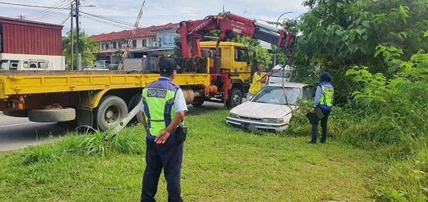 兵縣會充公廢置舊車 30天沒贖回將銷毀