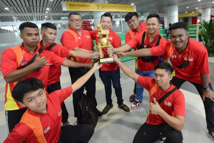 沙巴旭祥關聖宮龍獅體育會和沙巴建國龍獅體育會在《2022全國高樁及傳統舞獅邀請賽》 技高一籌橫掃冠亞軍榮譽