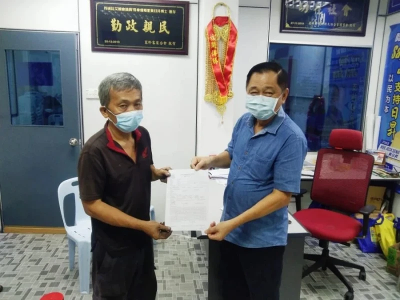 假銀行職員助申請刷卡機 商家被套資料擔心受牽連