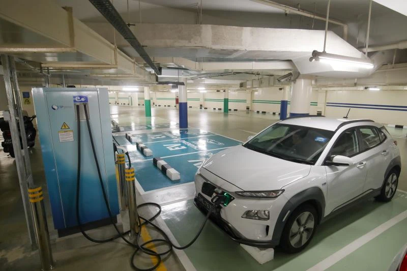 電動車銷量比率低於全球平均　新加坡實現「全綠能」車輛有兩大障礙