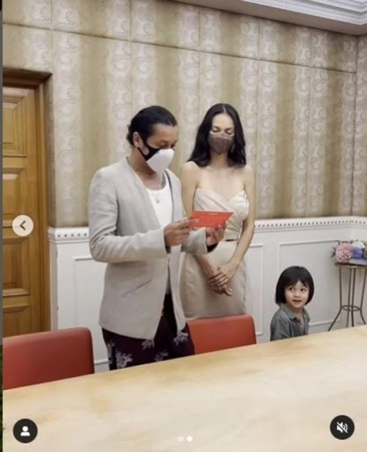 與老公結婚7年未註冊　名模Rosemary突然宣布「再婚」