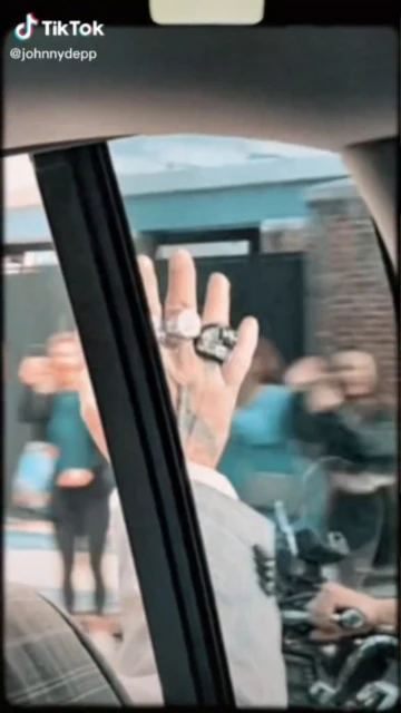 強尼戴普開Tiktok不到一天粉絲破700萬！　安珀赫德立馬嗆聲