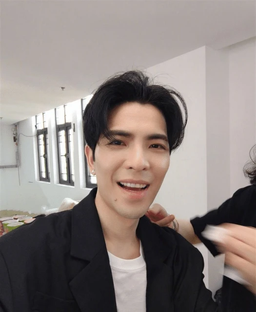 長住成都稱生活安逸　蕭敬騰揭沒報金曲獎原因