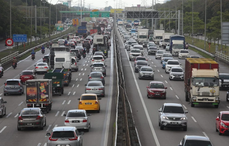 社青團斥民政黨與其炒作「連假塞車」 　不如向中央爭取建輕快鐵