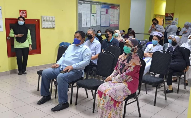 陳威添:山打根醫務所 獲得首批300份Paxlovid