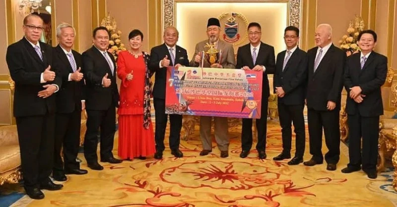 沙州元首接見吳添泉與沙華堂　支持與祝福國際龍舟賽成功