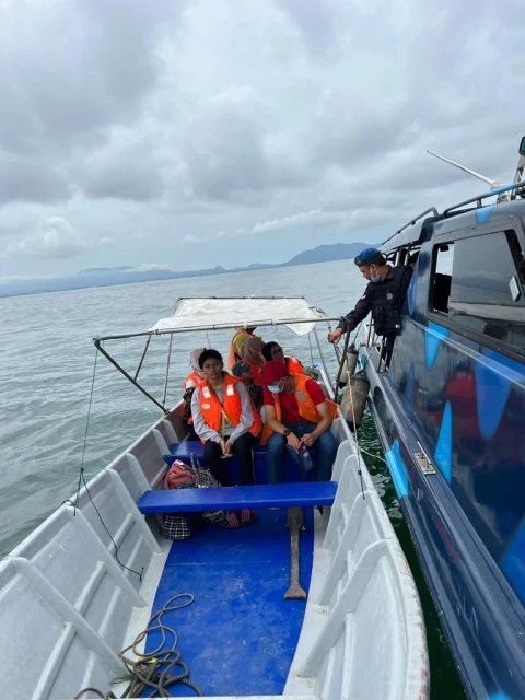 沙東部保安指揮處 斗湖海上進行監控