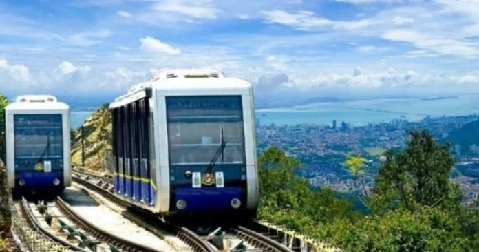 萬里望升旗山暫緩收費制 倪可敏:應永久取消