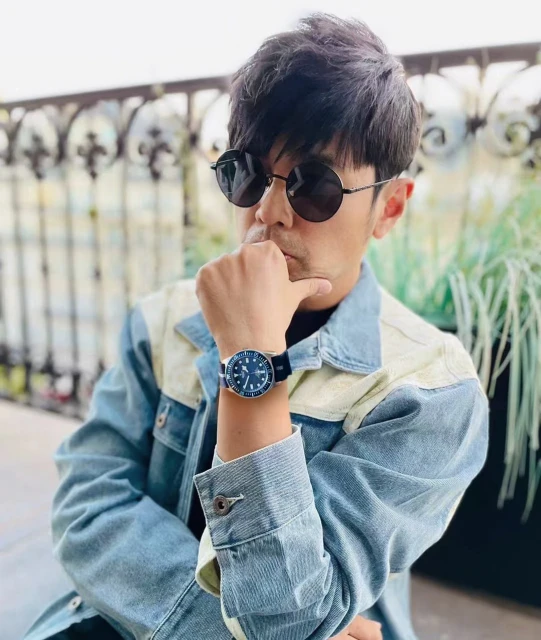 白馬聽《本草綱目》隨音樂擺動　周杰倫興奮：我有面子！