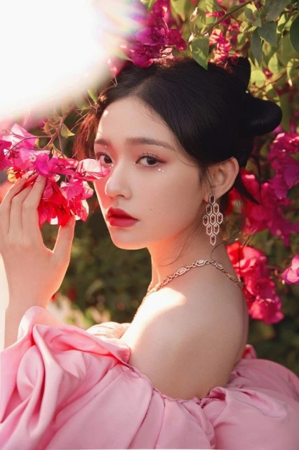 與周星馳聯繫從未間斷　林允備大禮賀恩師「登6」