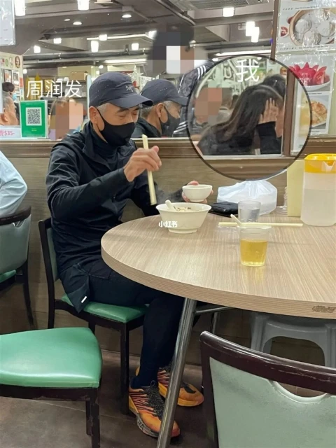 低調跑步仍散發巨星風采　67歲周潤發身材成焦點！