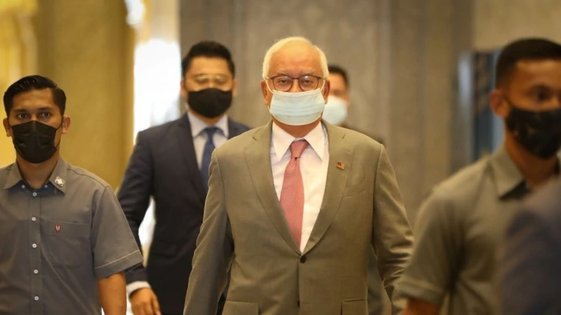 納吉為1MDB簽支持信  致大馬政府背債30億美元