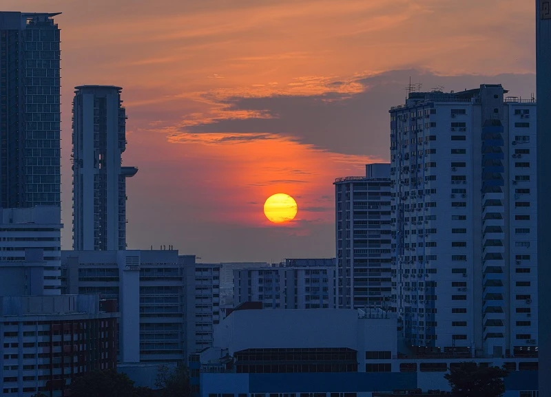 專家說熱浪高溫正迫使戶外工時縮短並「催人老」，是危言聳聽嗎？