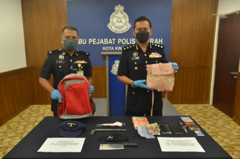 涉持械搶劫便利店 獨行匪偷女醫生手提袋