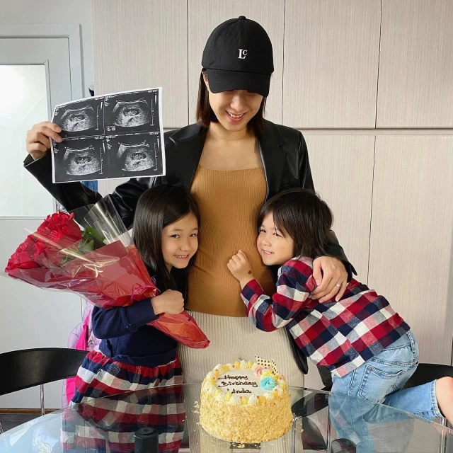 孕期進入第5個月　鍾嘉欣曬孕肚照氣色好