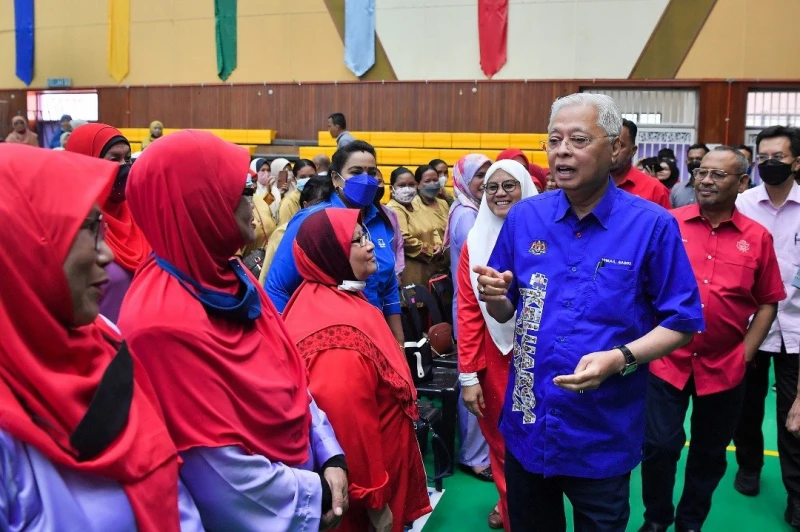 首相：不排除提前大選