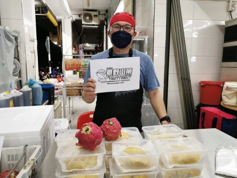 火箭前州議員鄒裕豪　不搞政治改賣榴槤