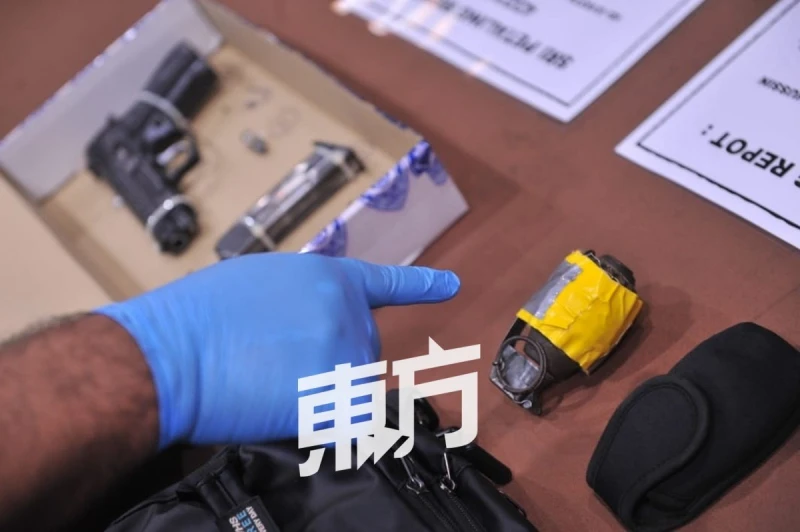 黨匪持手榴彈險引爆　警匪駁火殲滅1匪捕8人