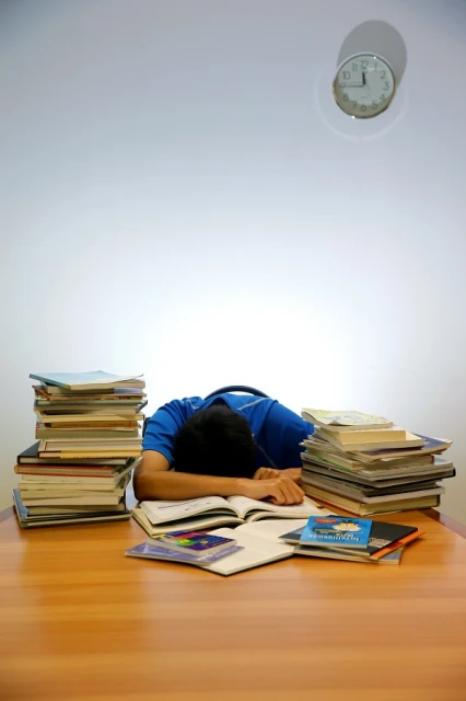 四歲就開始「備戰」PSLE？　越來越多新加坡孩子幼兒園開始補習