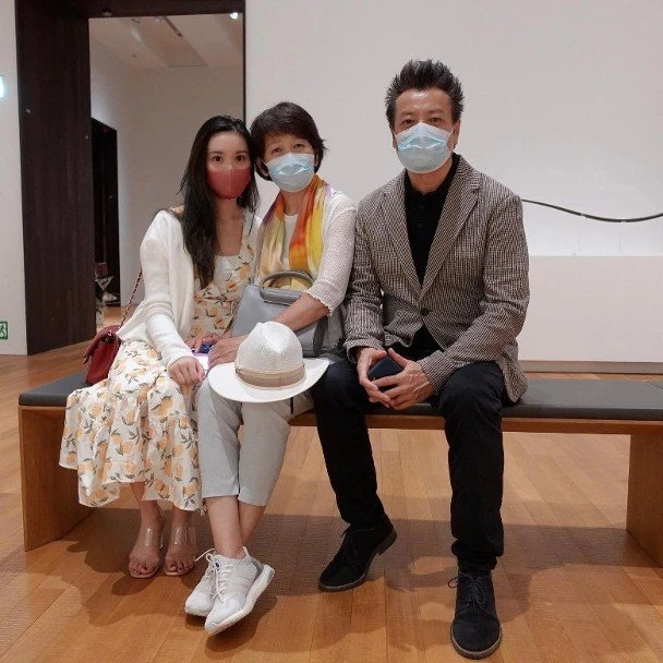 陳宇琛「苦戰」5年終報喜！　石修升格當爺爺喜上眉梢