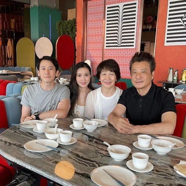 陳宇琛「苦戰」5年終報喜！　石修升格當爺爺喜上眉梢