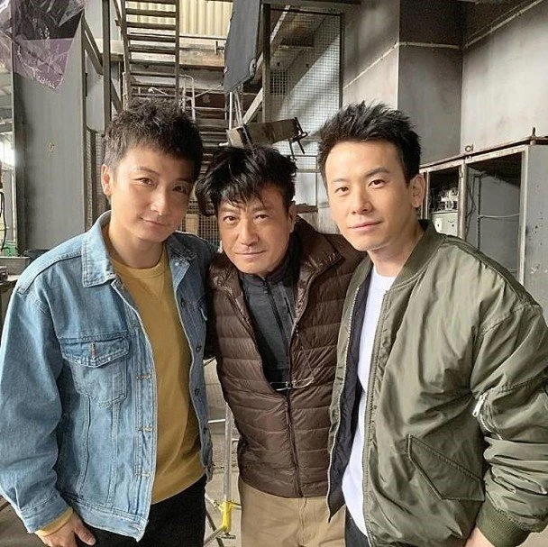 陳宇琛「苦戰」5年終報喜！　石修升格當爺爺喜上眉梢