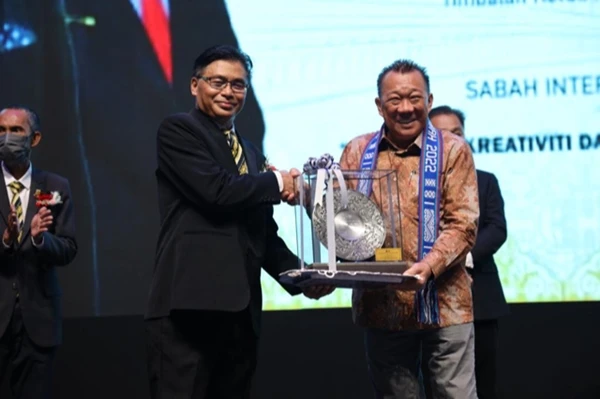 建築師與工程師受促 考取專業資格執業