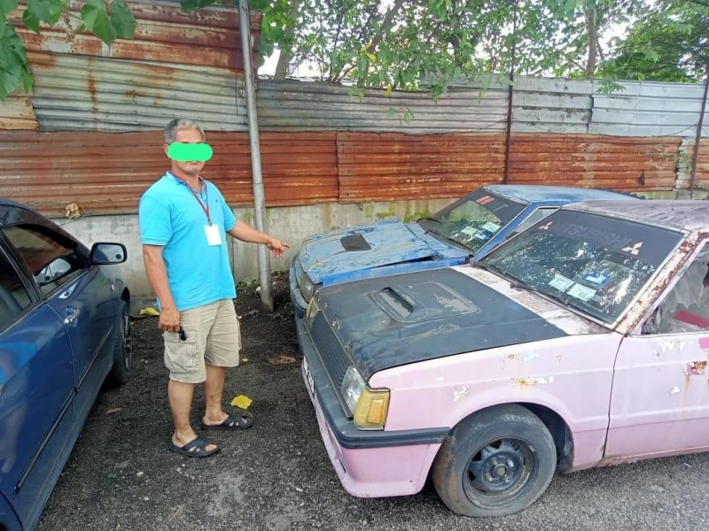 警搗偷舊車匪黨　捕5男女起3報失汽車羅里